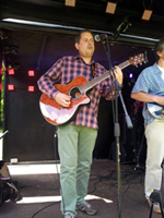 crawleyfolkfest-2014-3-tn.jpg